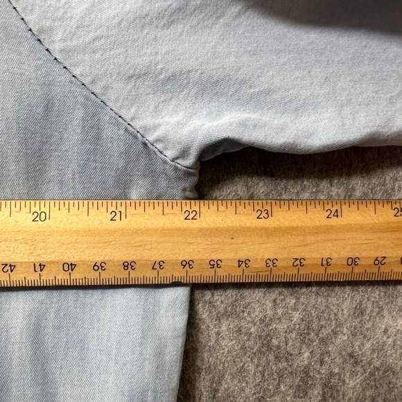 In Italy‎ Chambray Denim Shirt Dress Pockets Button Down Short Sleeve Light Wash - Picture 5 of 10